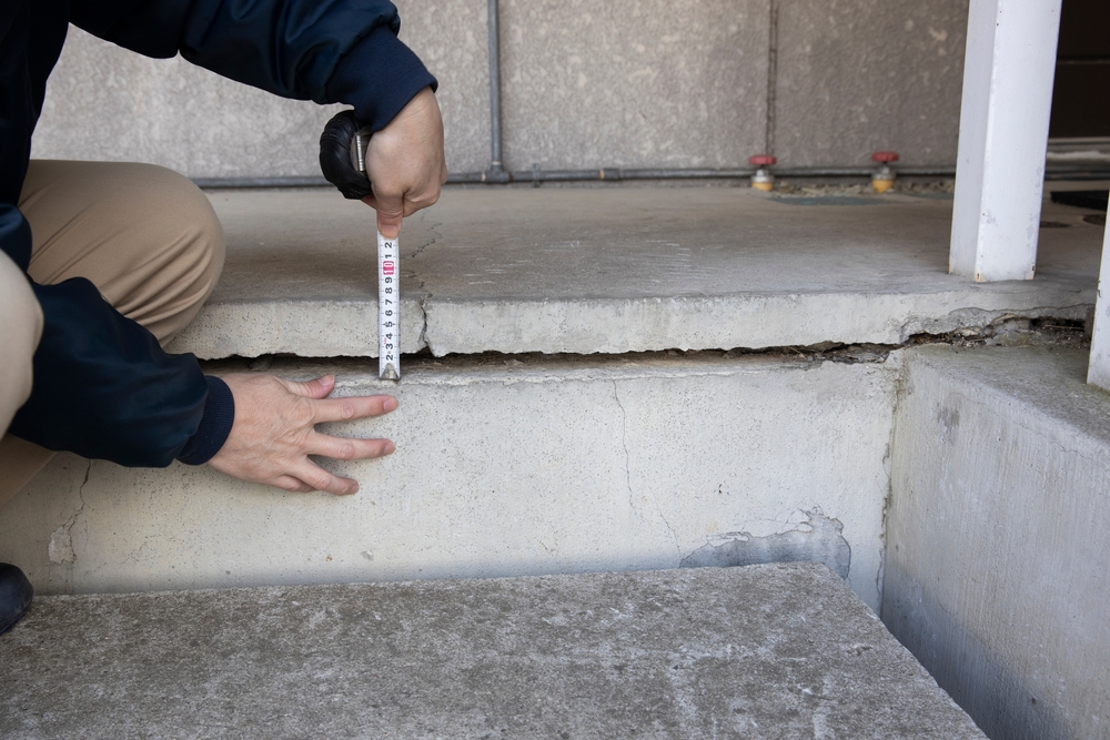 DIY Foundation Inspection: Spotting Early Warning Signs in Amesbury MA